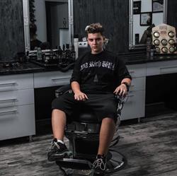 AlexTheBarber, Rovinari