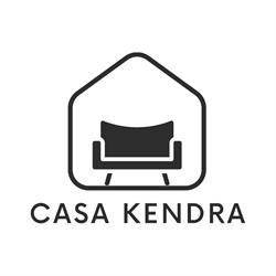 Casa Kendra, Roman