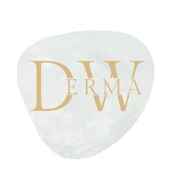 DW DERMA, Cristian