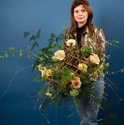 Valentina Flowers, Predeal