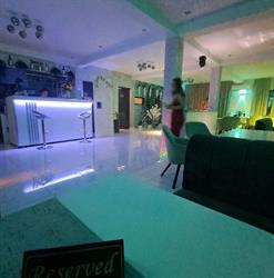 Pulse Pub & Events, Pieleşti