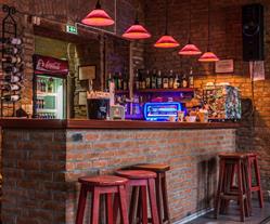 Fischer's Pub, Deva