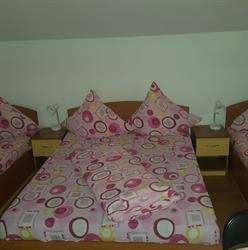 Nella, Sânmartin