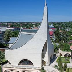 Biserica Sfânta Tereza a Pruncului Isus, Iaşi